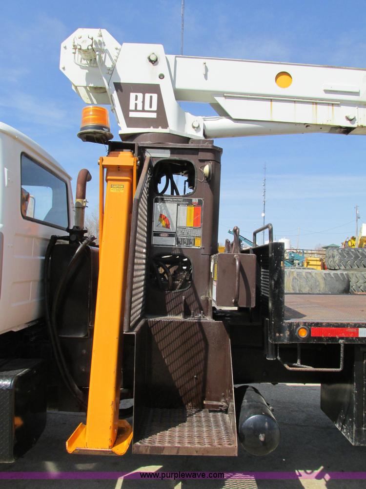 image for item B5799 1986 Mack DM686S crane truck