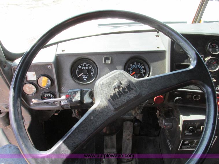 image for item B5799 1986 Mack DM686S crane truck