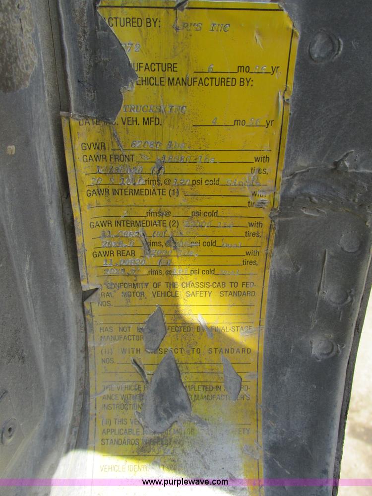 image for item B5799 1986 Mack DM686S crane truck