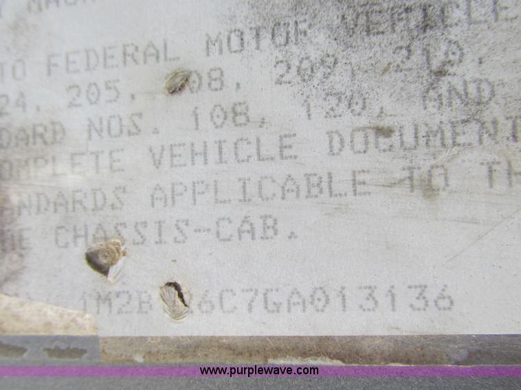 image for item B5799 1986 Mack DM686S crane truck