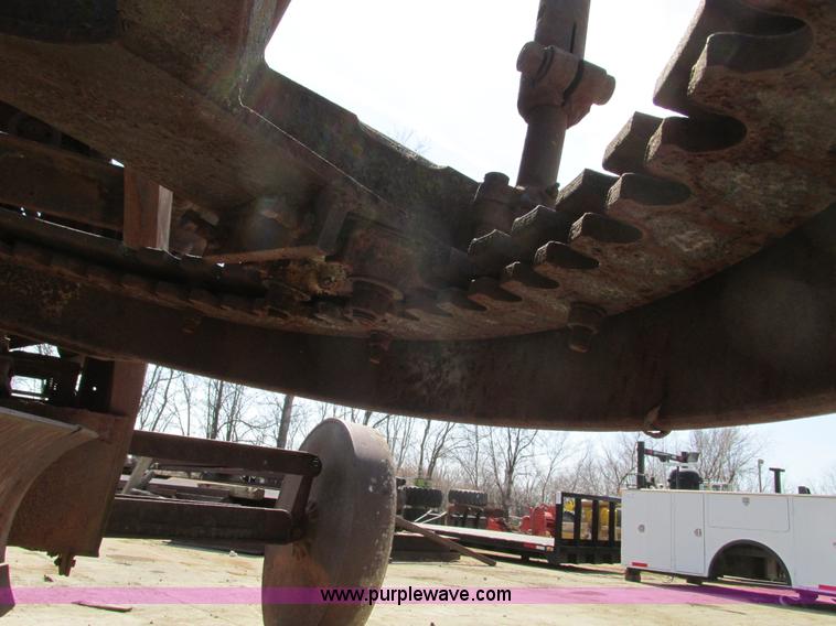 image for item B5800 Caterpillar 66 pull behind grader