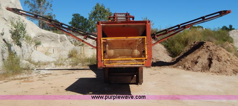 image for item B5874 Extec 5000 portable conveyor screen plant