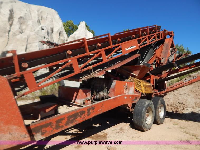 image for item B5874 Extec 5000 portable conveyor screen plant