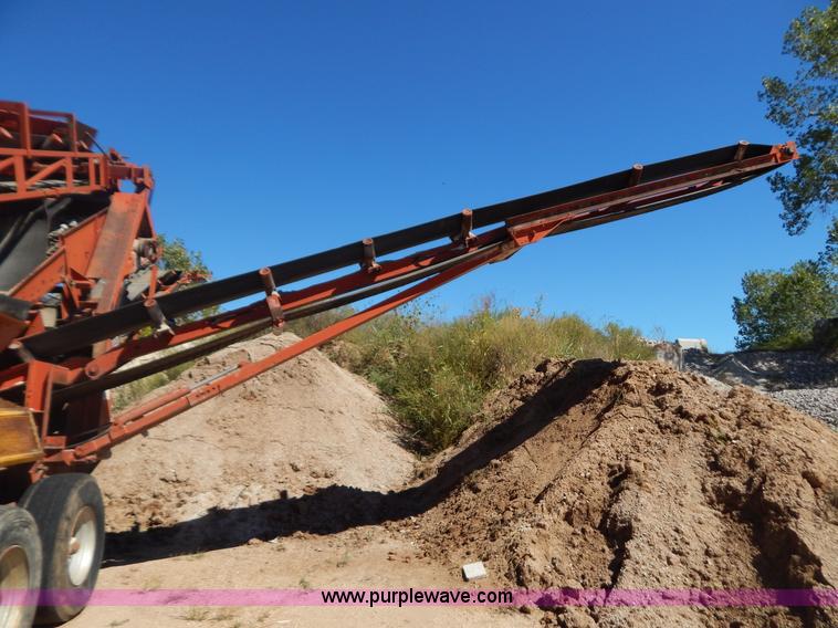 image for item B5874 Extec 5000 portable conveyor screen plant