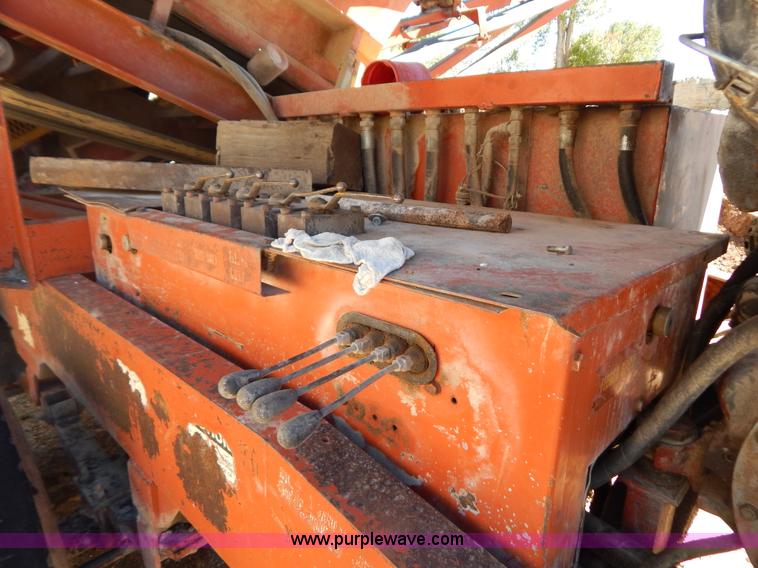 image for item B5874 Extec 5000 portable conveyor screen plant