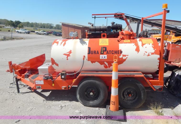 image for item B5909 2006 Durapatcher 125DJT pothole patcher