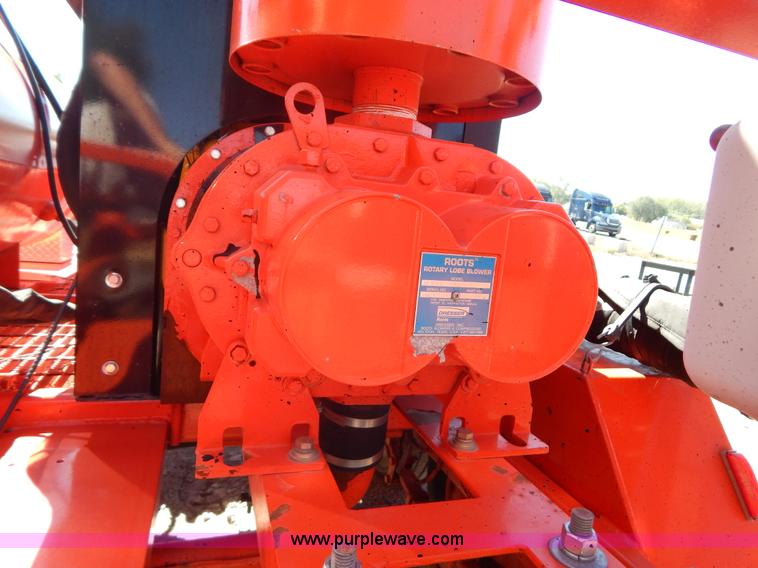 image for item B5909 2006 Durapatcher 125DJT pothole patcher