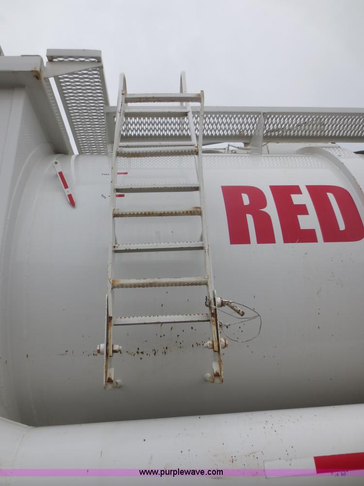 image for item B6855 1995 Ford L9000 Hi-Rail vacuum truck