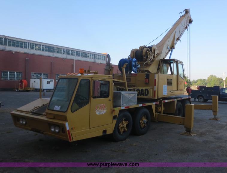 image for item D5922 1967 Bucyrus Erie 45C truck crane