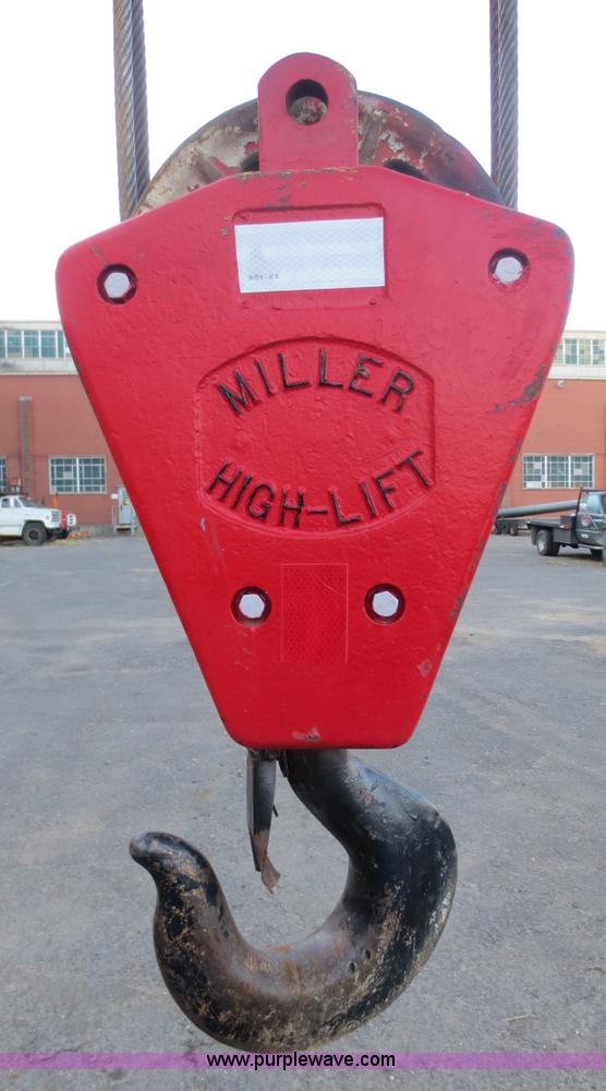 image for item D5922 1967 Bucyrus Erie 45C truck crane