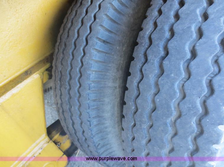 image for item D5922 1967 Bucyrus Erie 45C truck crane