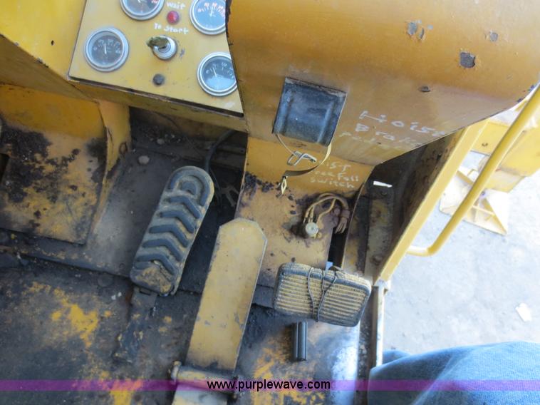 image for item D5922 1967 Bucyrus Erie 45C truck crane