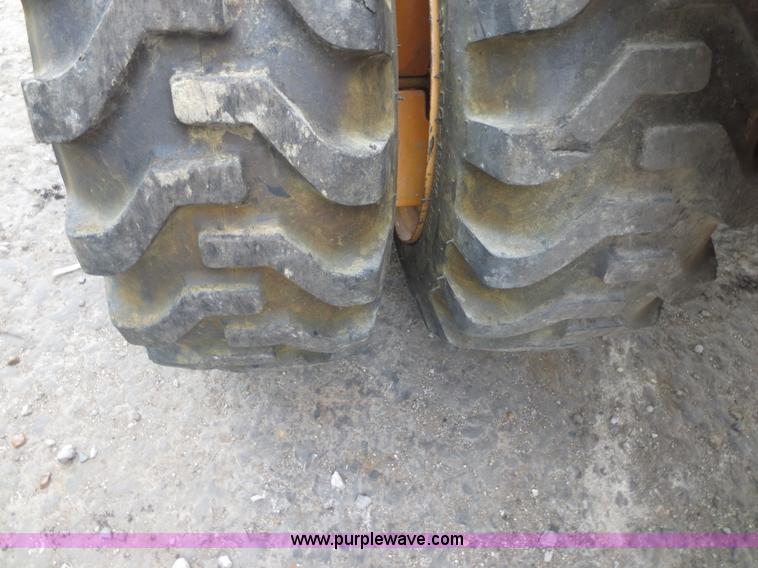 image for item D5926 1979 Case Maxi-Sneaker B articulated cable plow