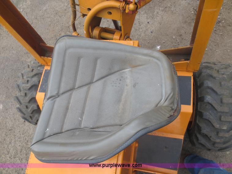 image for item D5926 1979 Case Maxi-Sneaker B articulated cable plow