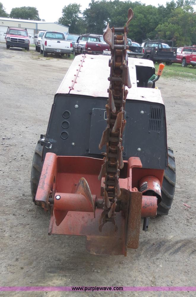 image for item D5927 Ditch Witch 400SXD cable plow