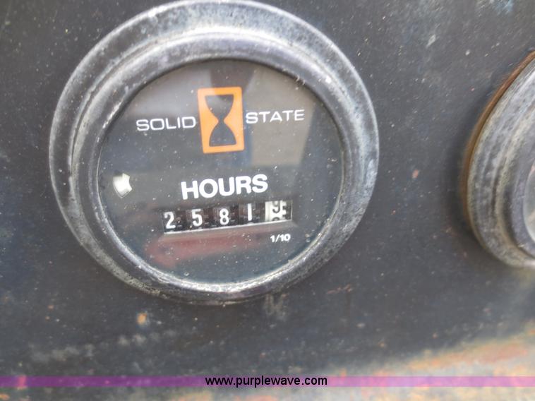 image for item D5927 Ditch Witch 400SXD cable plow