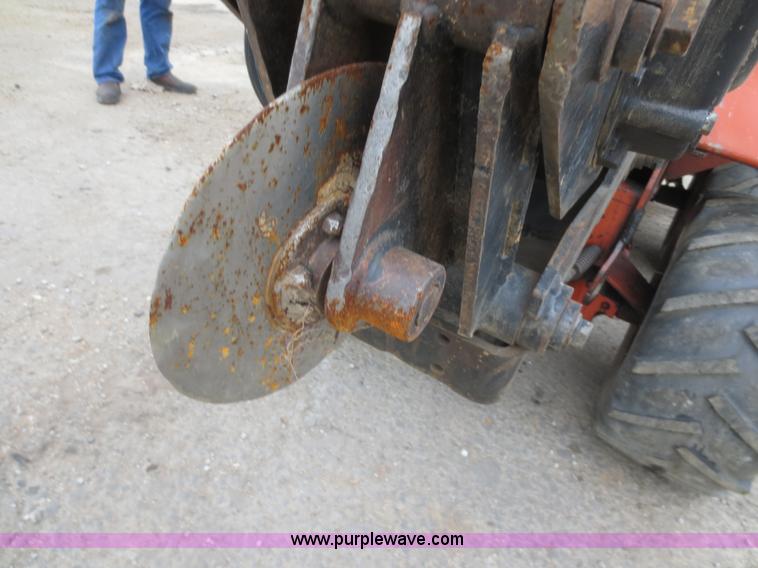 image for item D5927 Ditch Witch 400SXD cable plow