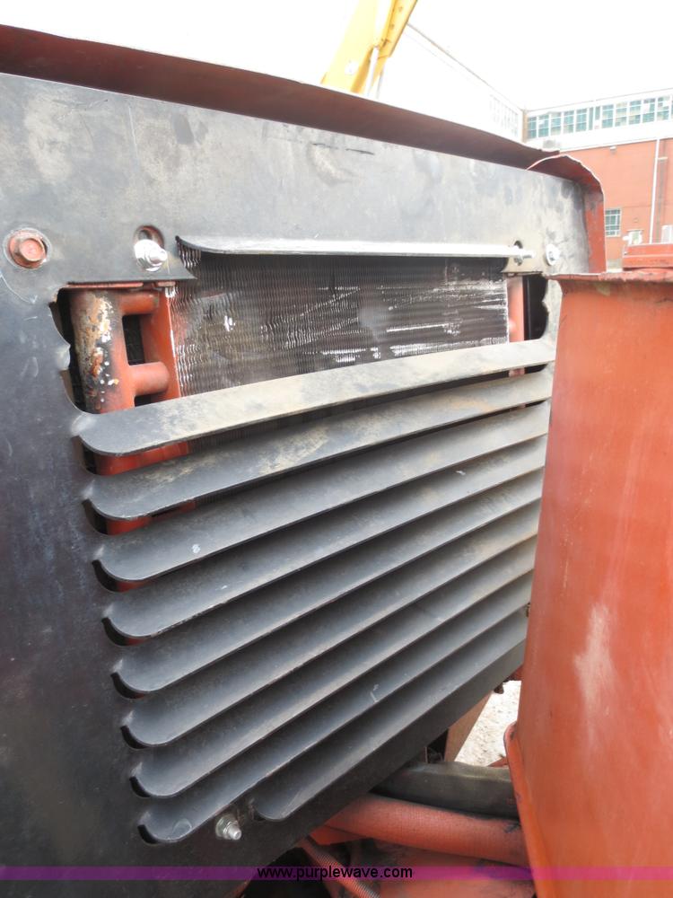 image for item D5927 Ditch Witch 400SXD cable plow