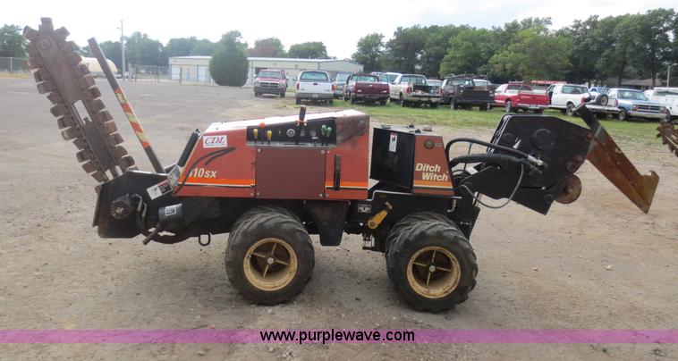 image for item D5928 Ditch Witch 410SXD cable plow