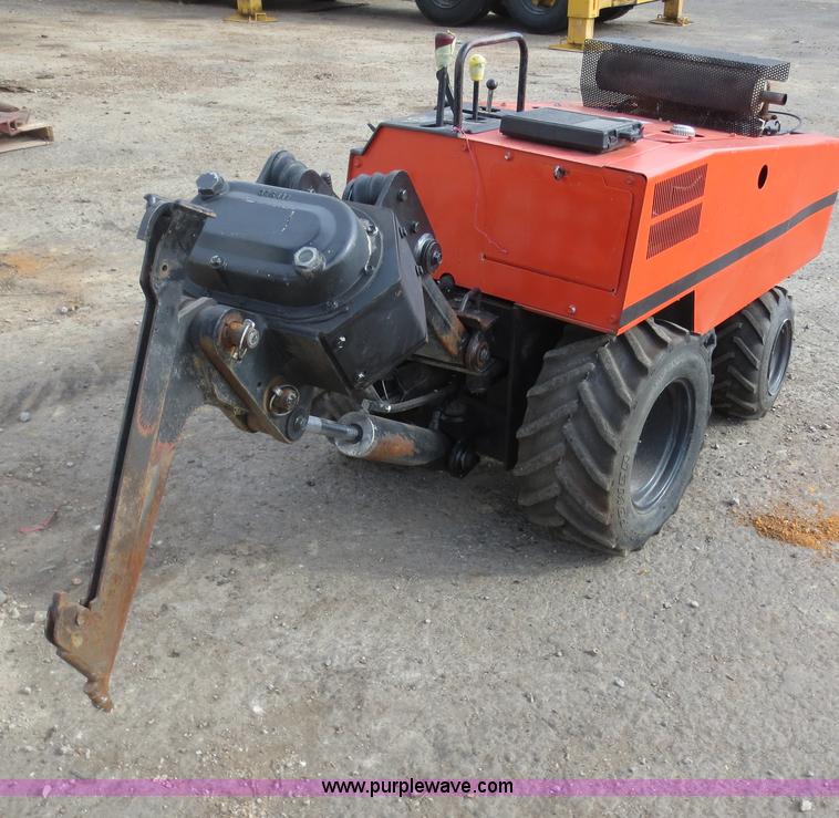 image for item D5929 2000 Ditch Witch 255SX cable plow