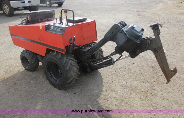 image for item D5929 2000 Ditch Witch 255SX cable plow