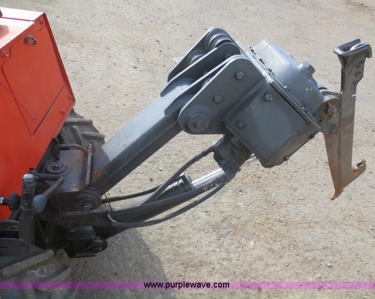 image for item D5929 2000 Ditch Witch 255SX cable plow
