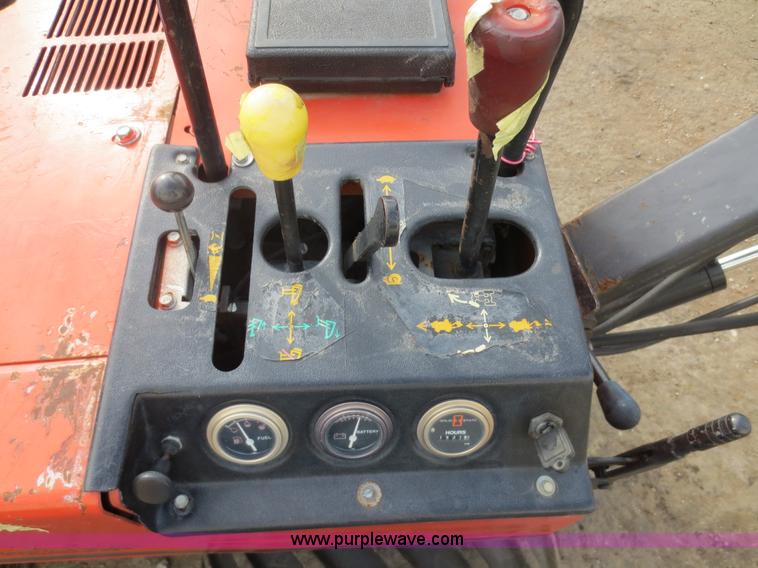 image for item D5929 2000 Ditch Witch 255SX cable plow