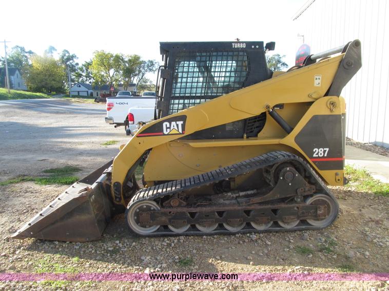 image for item E4597 2003 Caterpillar 287 Turbo track skid steer