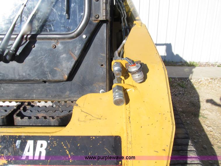 image for item E4597 2003 Caterpillar 287 Turbo track skid steer