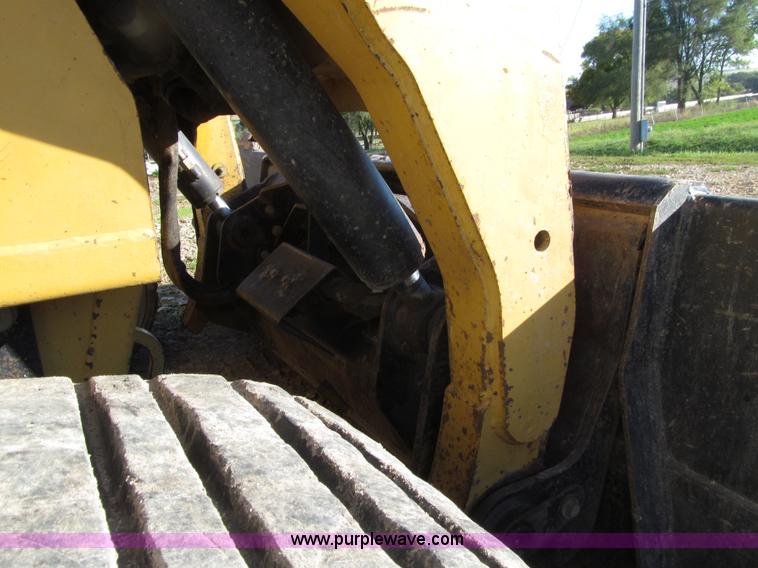 image for item E4597 2003 Caterpillar 287 Turbo track skid steer