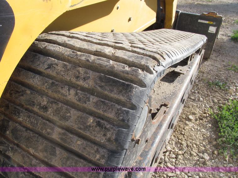 image for item E4597 2003 Caterpillar 287 Turbo track skid steer