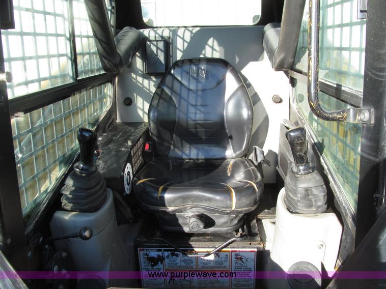 image for item E4597 2003 Caterpillar 287 Turbo track skid steer