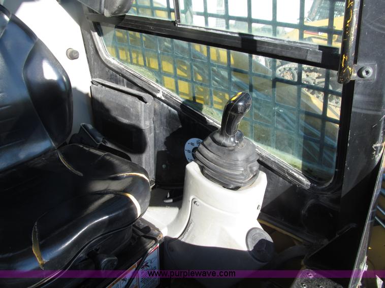 image for item E4597 2003 Caterpillar 287 Turbo track skid steer