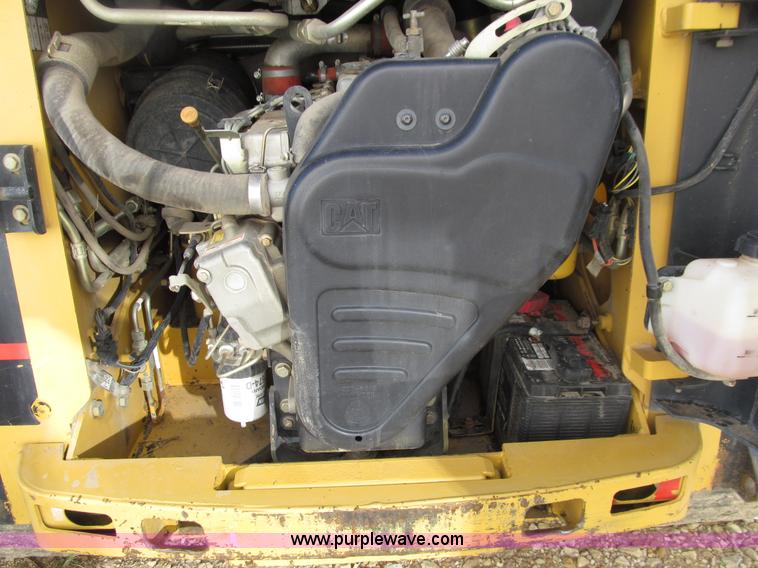 image for item E4597 2003 Caterpillar 287 Turbo track skid steer