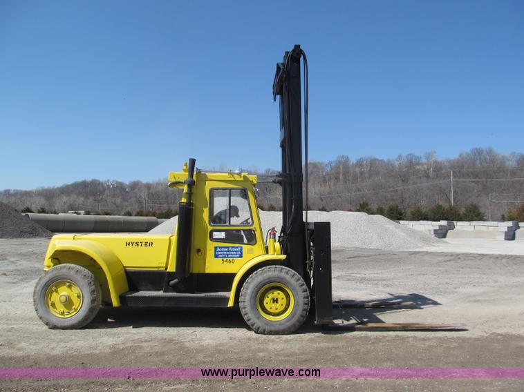 image for item E5964 Hyster H300B forklift