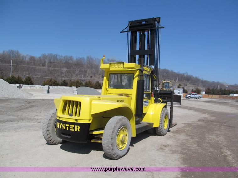 image for item E5964 Hyster H300B forklift