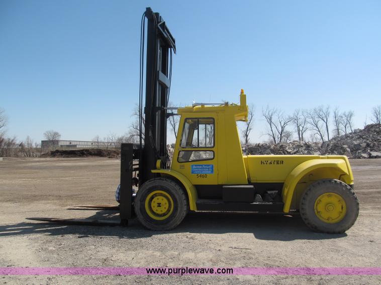 image for item E5964 Hyster H300B forklift