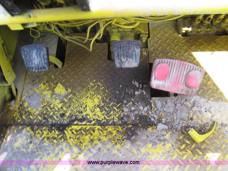 image for item E5964 Hyster H300B forklift