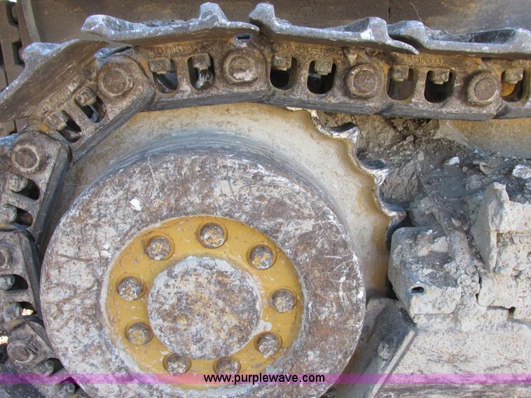 image for item E7404 John Deere 555G Series IV track loader