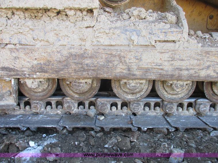 image for item E7404 John Deere 555G Series IV track loader