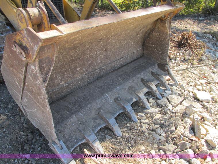 image for item E7404 John Deere 555G Series IV track loader