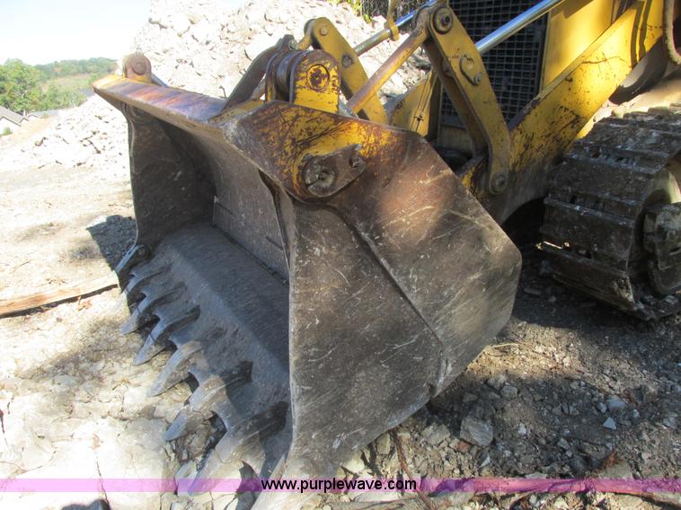 image for item E7404 John Deere 555G Series IV track loader