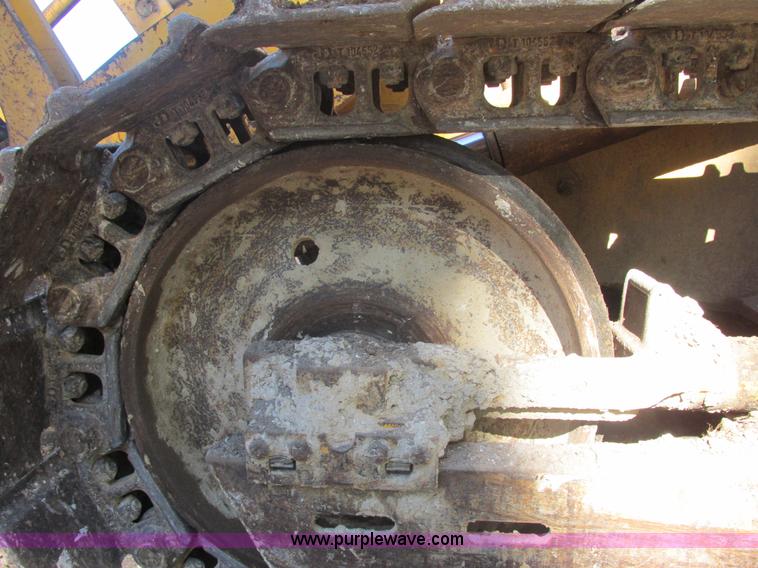 image for item E7404 John Deere 555G Series IV track loader