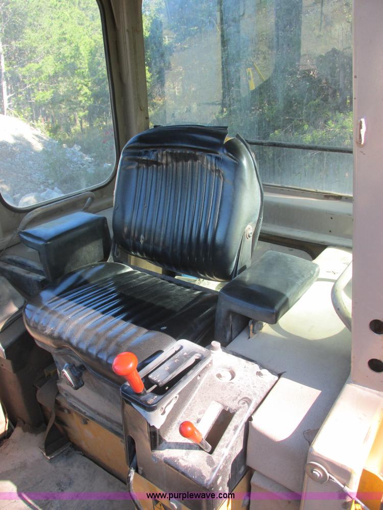 image for item E7404 John Deere 555G Series IV track loader