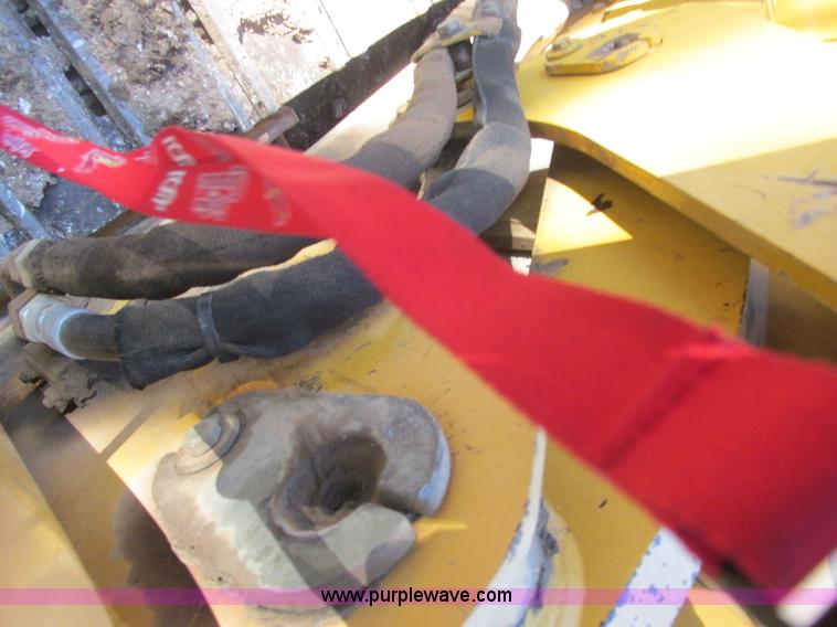 image for item E7404 John Deere 555G Series IV track loader