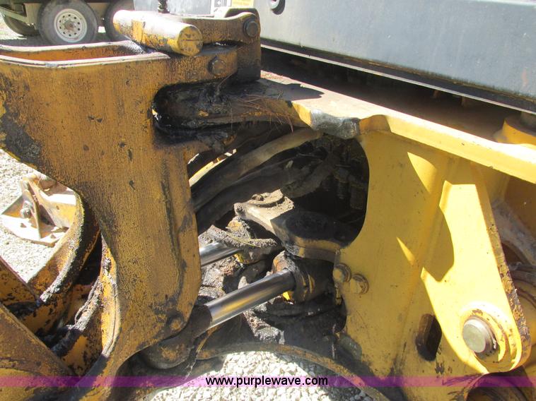 image for item E7405 1992 John Deere 310D backhoe