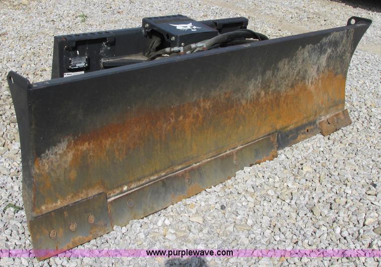 2009 Bobcat 80 skid steer dozer blade in Blue Springs, MO Item F5287