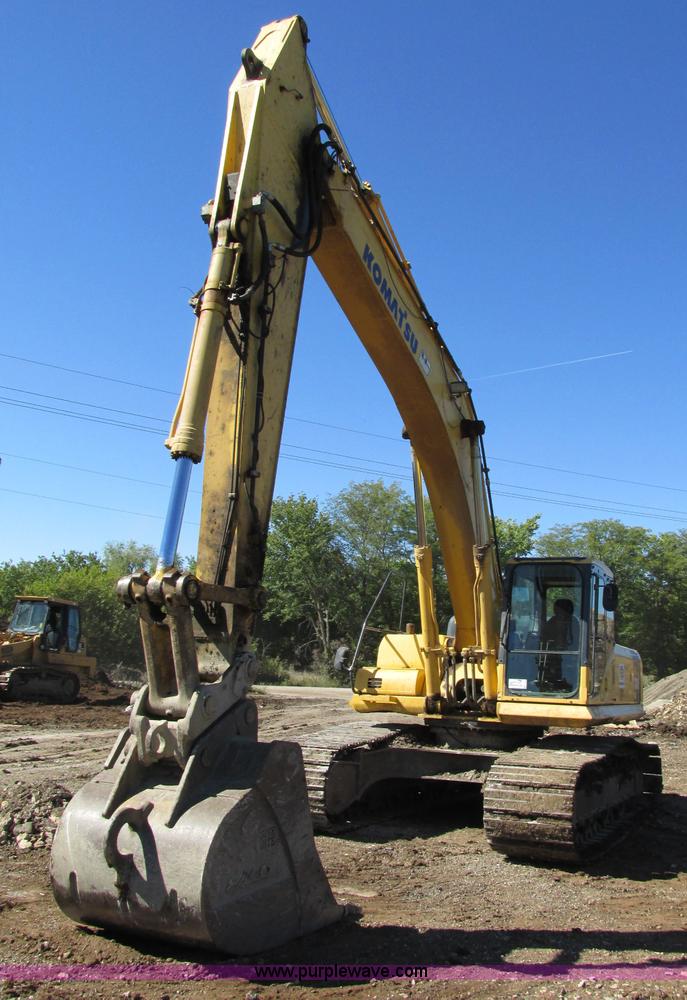 image for item F5303 2004 Komatsu PC300LC-7L excavator