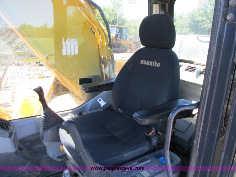 image for item F5303 2004 Komatsu PC300LC-7L excavator