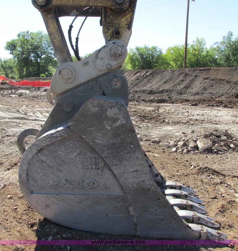 image for item F5303 2004 Komatsu PC300LC-7L excavator